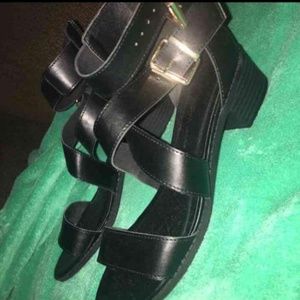 Fashion nova sandals